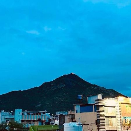 Kr Homestay Tiruvannāmalai Exteriör bild