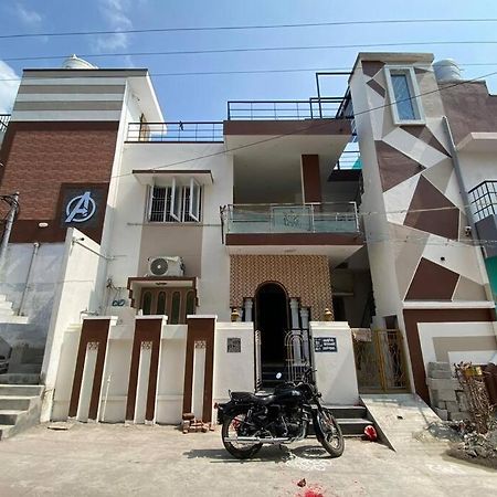 Kr Homestay Tiruvannāmalai Exteriör bild