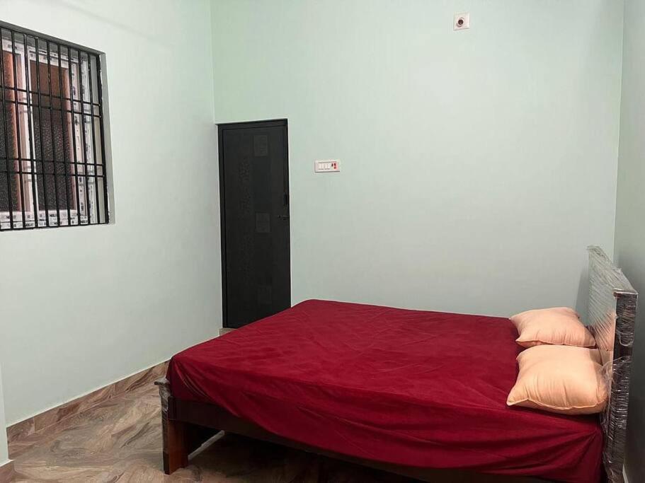 Kr Homestay Tiruvannāmalai Exteriör bild
