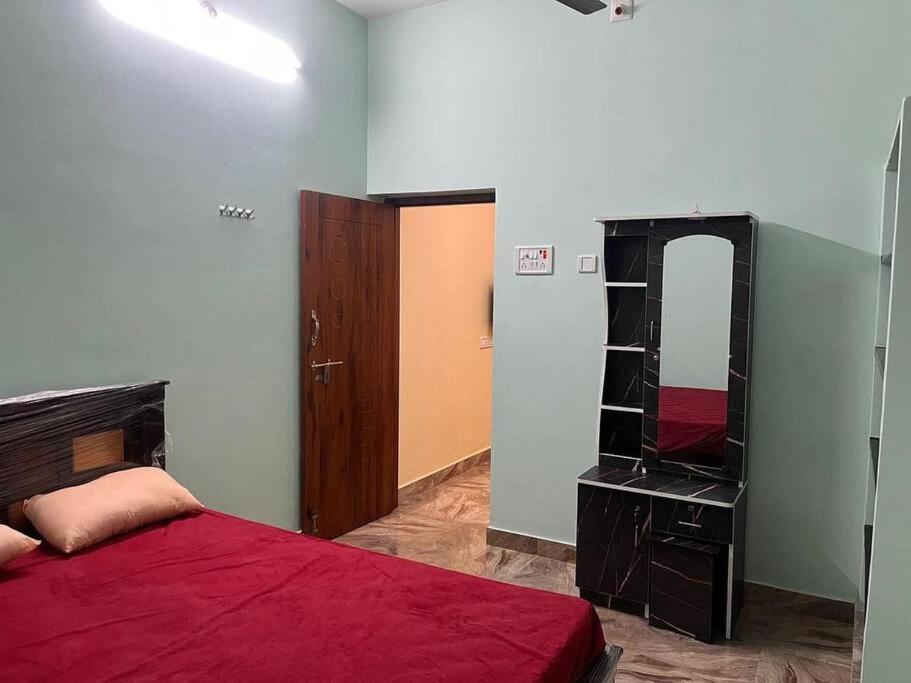 Kr Homestay Tiruvannāmalai Exteriör bild